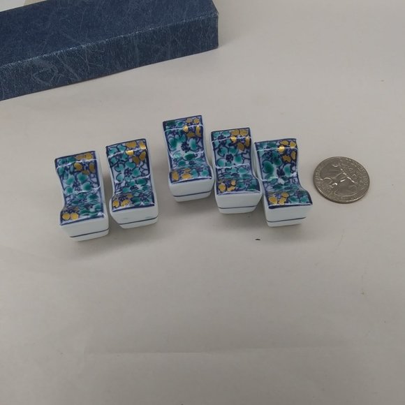 set of five blue white and gold chopstick rests in original box very pretty - Picture 15 of 15